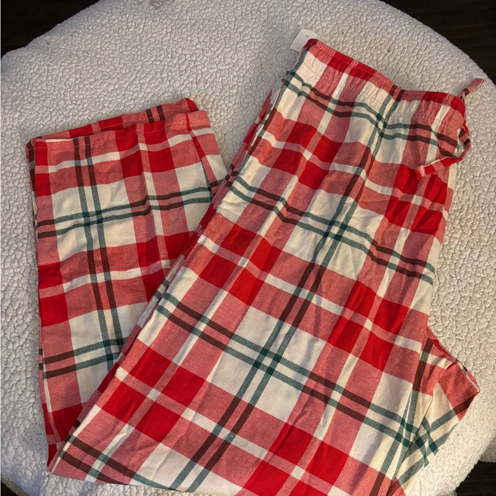 Old Navy Red Plaid Pajama Pants